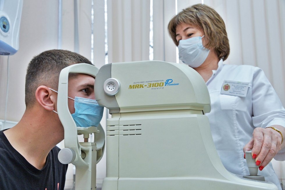 ria_8314136hr_f82.jpg ria_8314136hr_f82.jpg